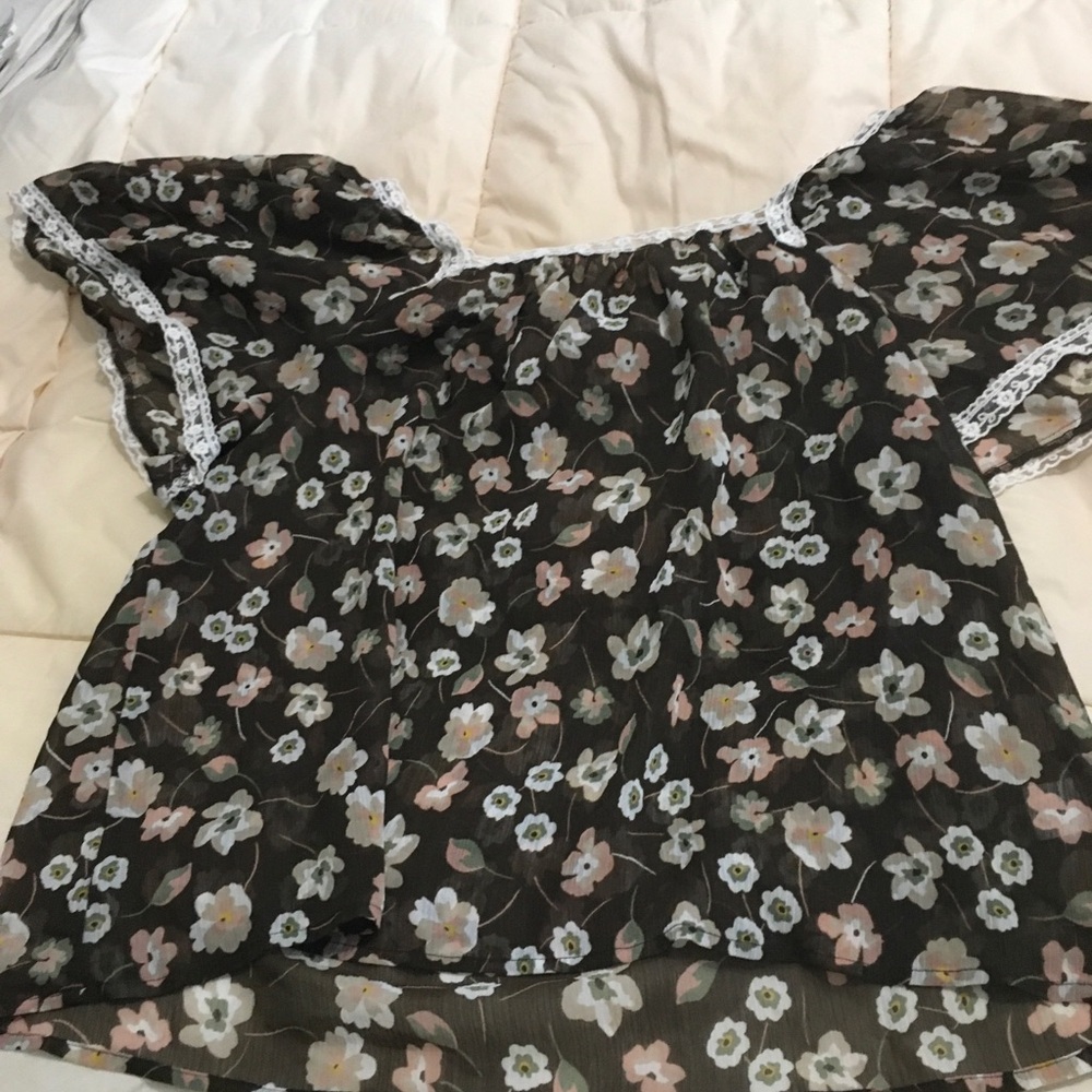 Candie's Black Floral Blouse with White Accents